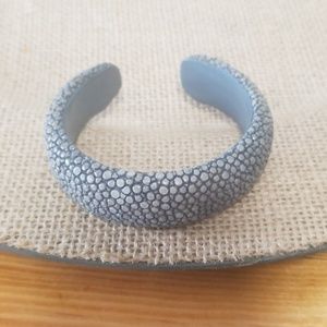 Kate Presmer sting ray bracelet